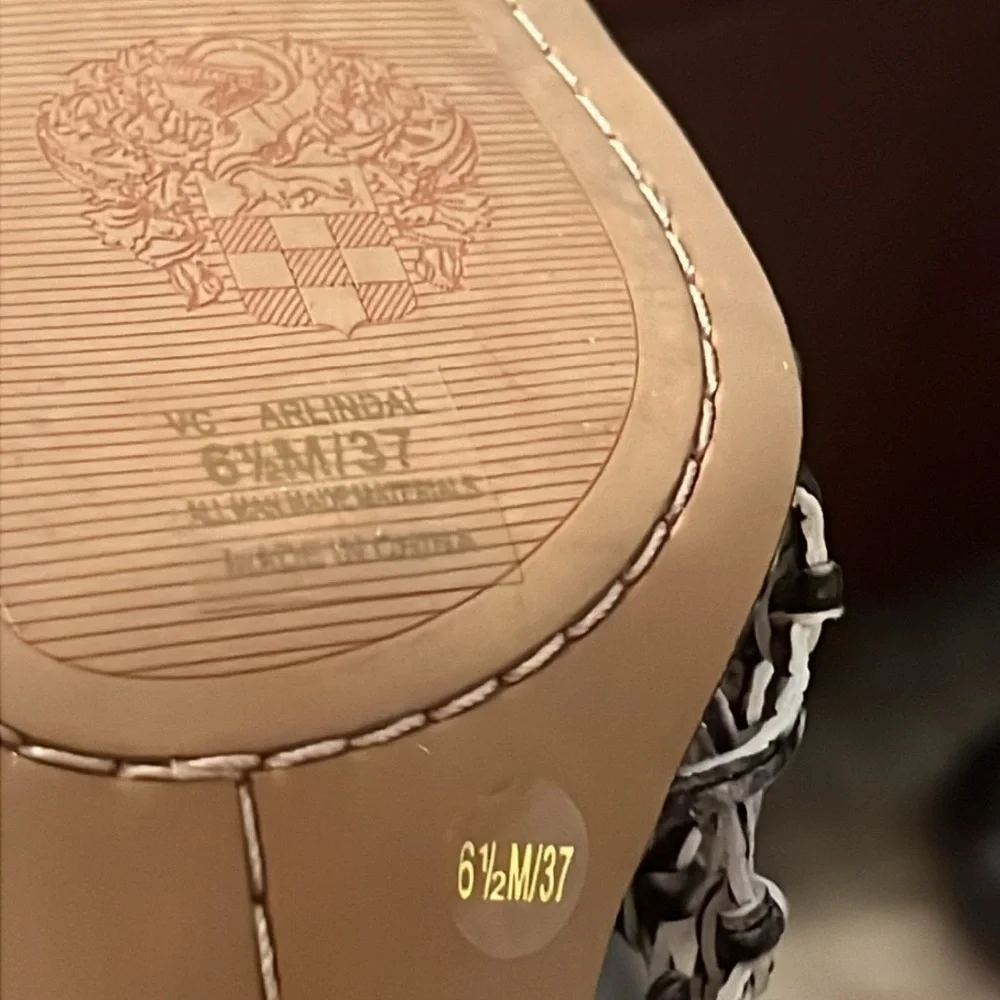 Vince Camuto hand knotted